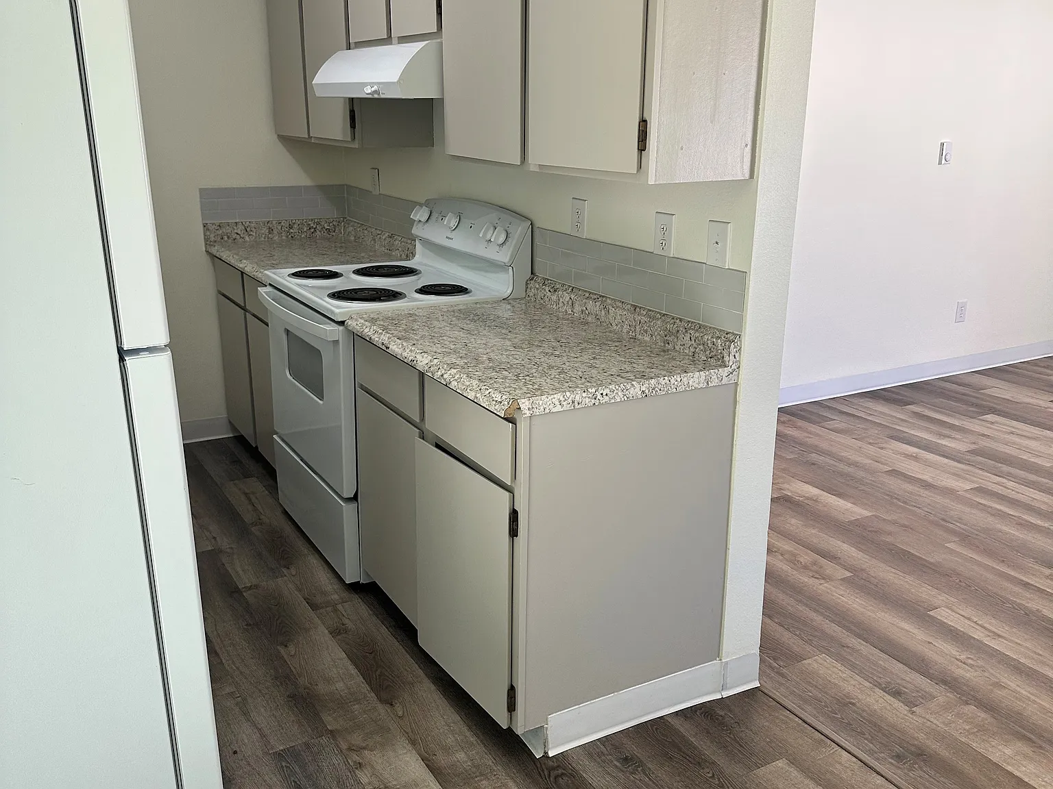 2 bed, 816 sqft, $1,400 — Photo 3