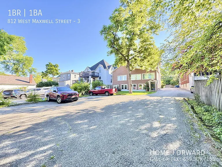 812 W Maxwell St #3 — Photo 10