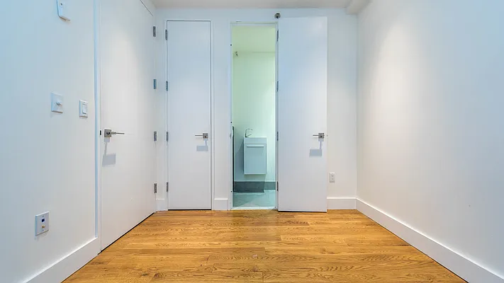 Rented by Nooklyn NYC LLC | media 63