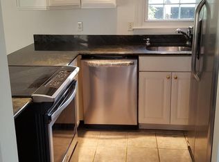 12 State Rd APT 1C, Plymouth, MA 02360