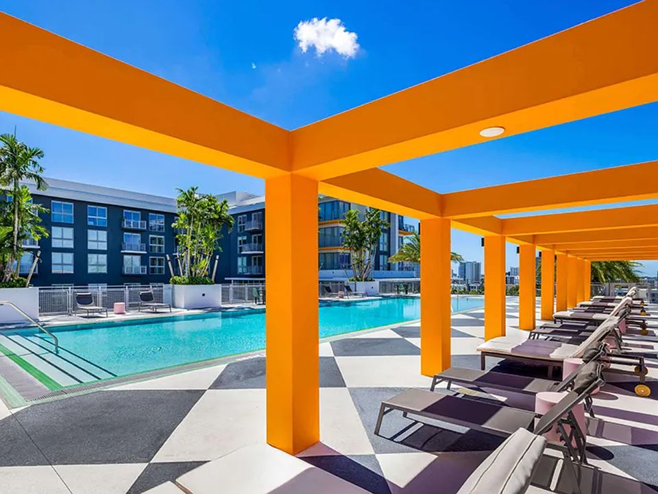 1st image of 1500 NW 21st St #111
