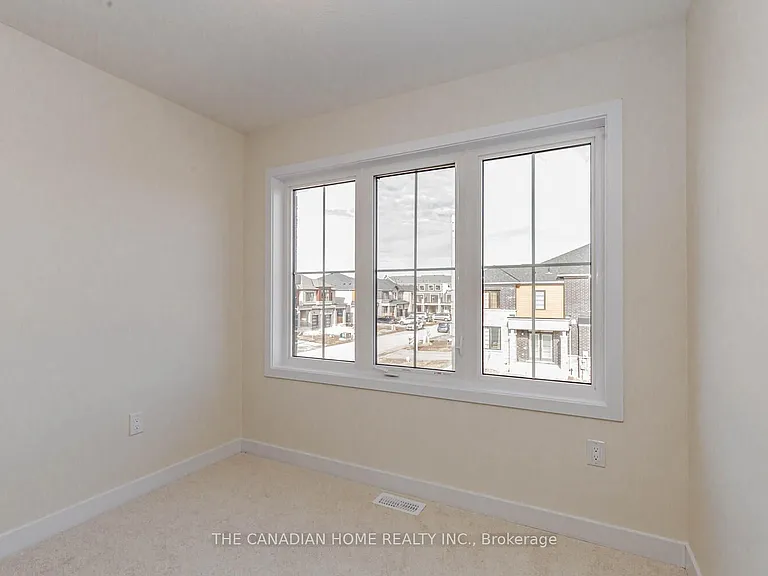 10 Sunflower Cres — Photo 24