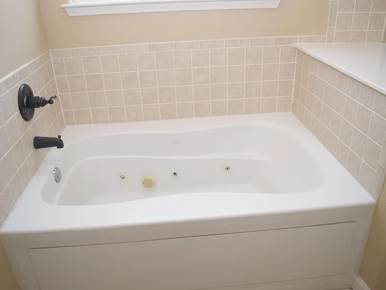 3431 Jasper Dr — Photo 9