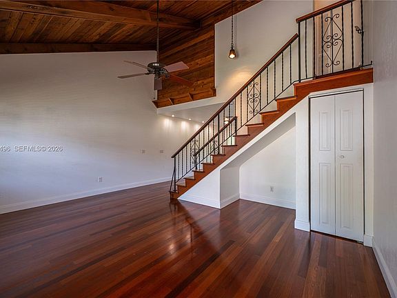 4th image of 2133 N 14th Ave