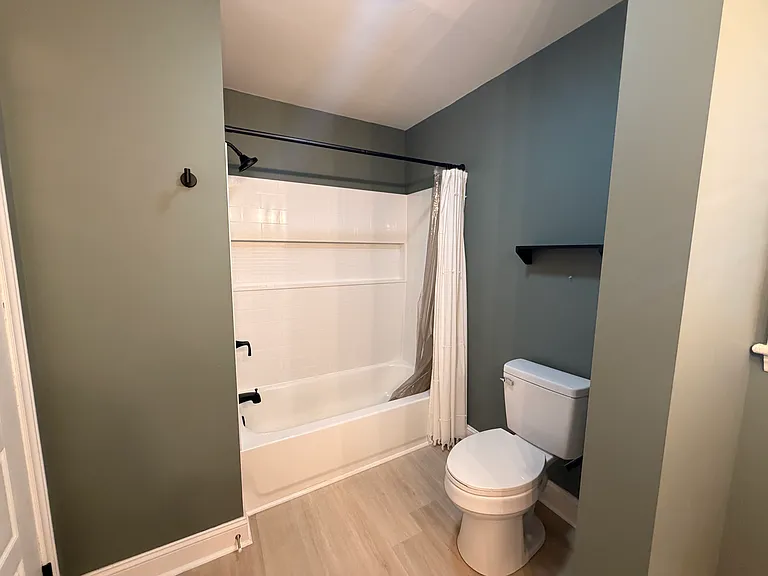 527 Katherine Ave — Photo 6