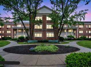 15825 Van Aken Blvd APT 205W, Shaker Heights, OH 44120