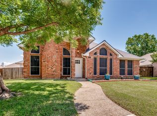 4206 Oak Mount Dr, Carrollton, TX 75010