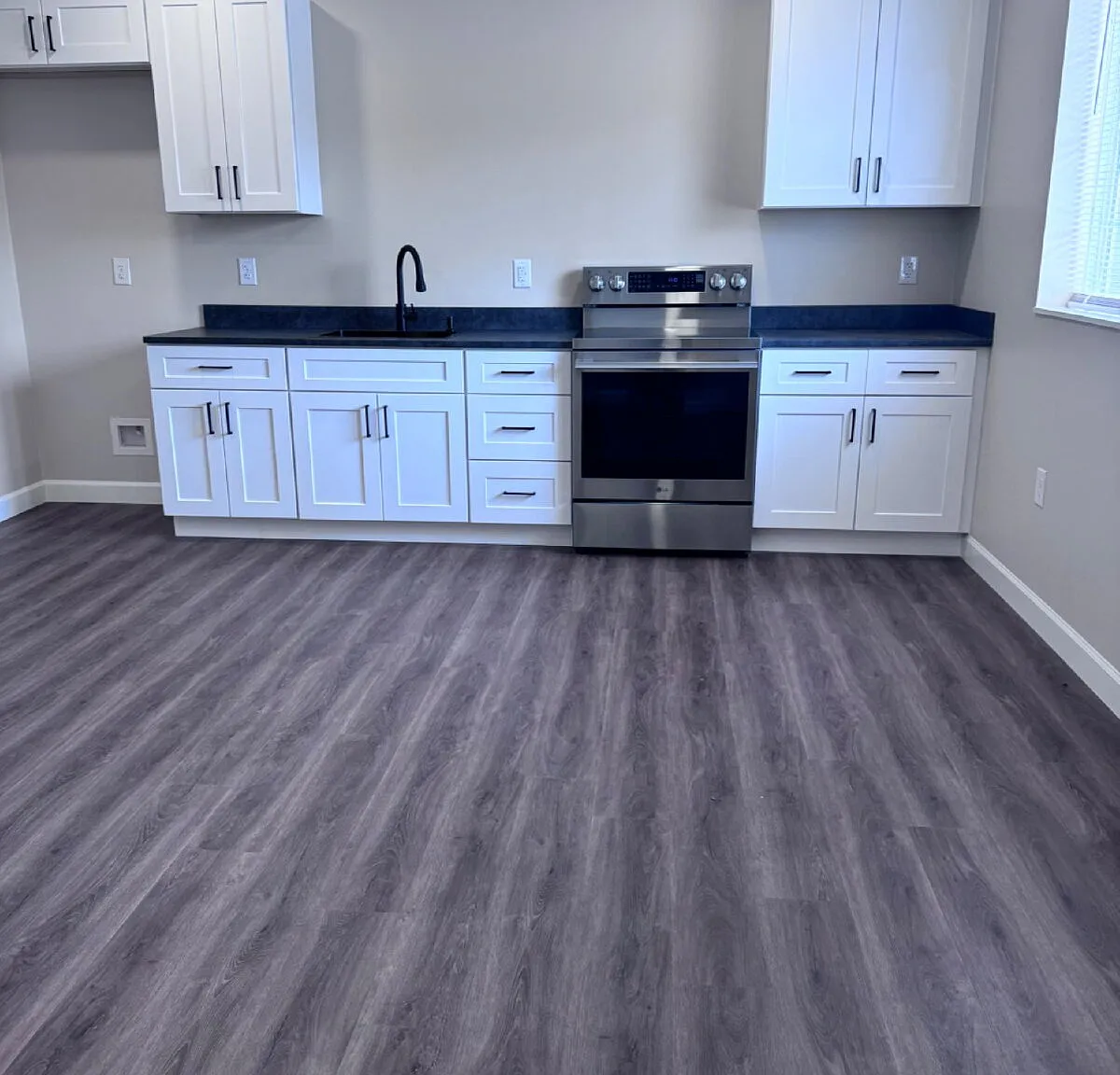 1 bed, 1.0 bath, $975 — Photo 4