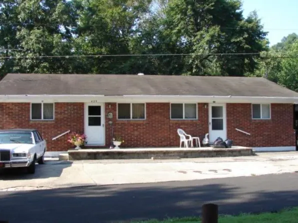 418 Ashby Dr, Ashland, KY 41102