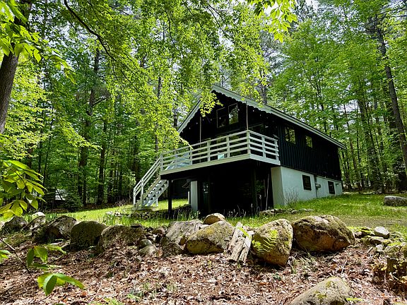 5th image of 14 Antler Dr