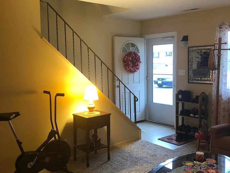 4078 Genevieve Blvd — Photo 9