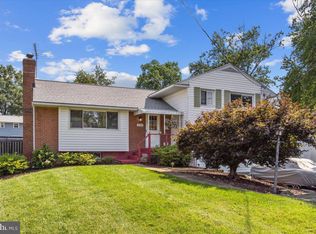 3703 Lakota Rd, Alexandria, VA 22303