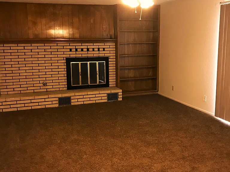 440 Cheyenne Cir — Photo 3