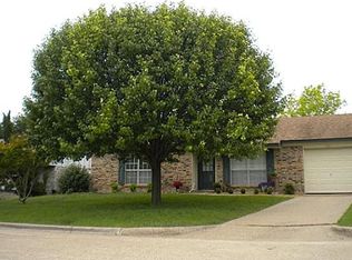 221 Windmill Ridge Dr, Rockwall, TX 75032