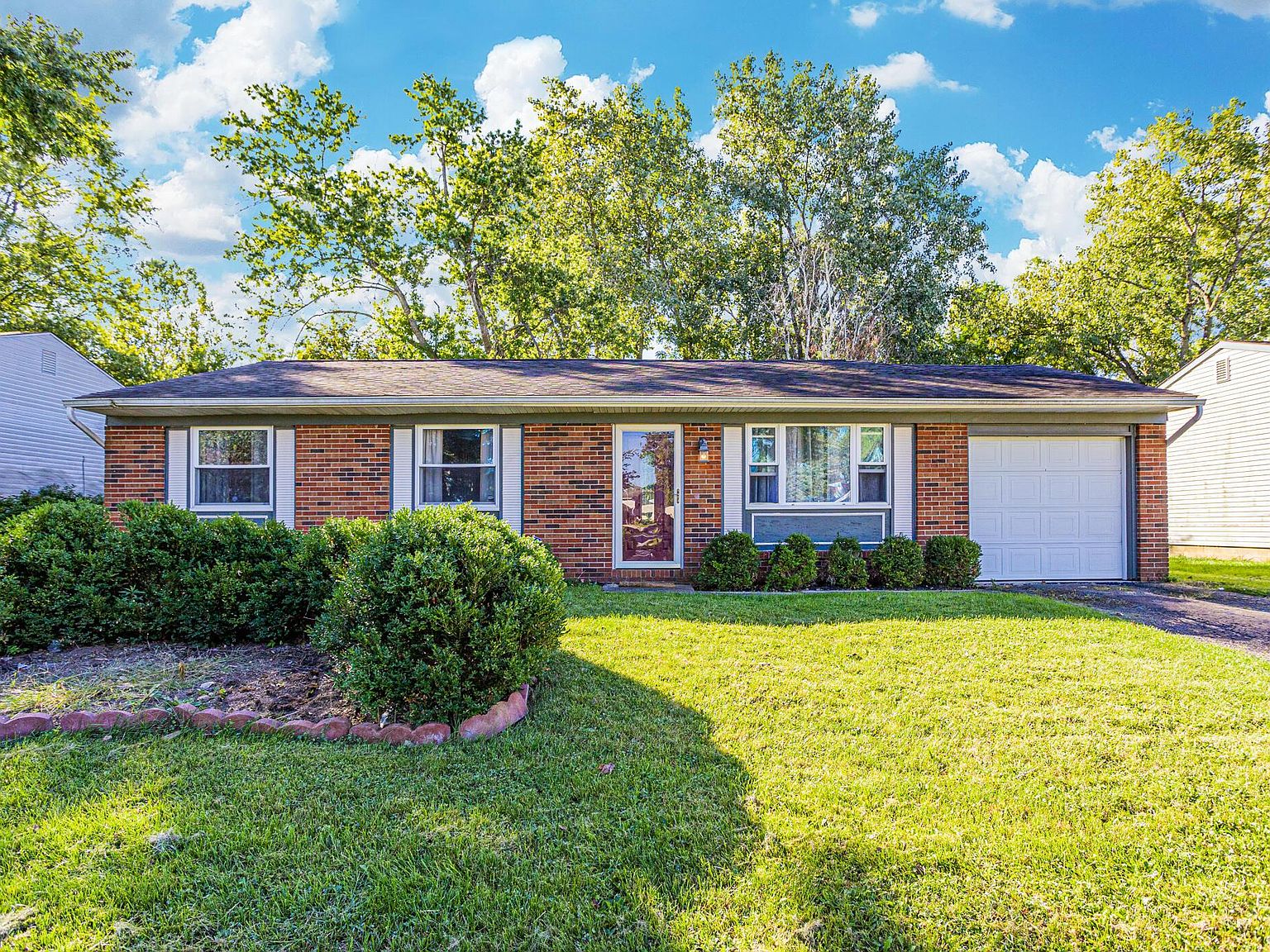 8413 Blue Lake Ave, Galloway, OH 43119 Zillow