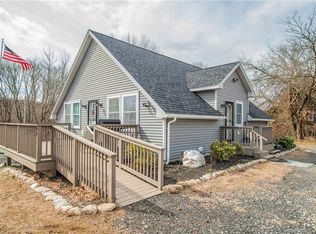 138 Ward Ave, Moosup, CT 06354