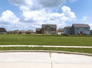 1408 Jacobs Blvd, Champaign, IL
