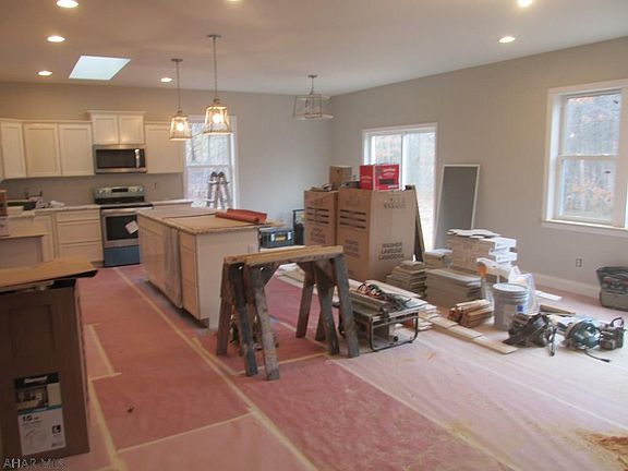 2nd image of 846 Brush Oaks Dr