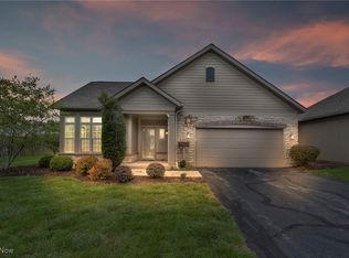 530 Quarry Lakes Dr, Amherst, OH 44001