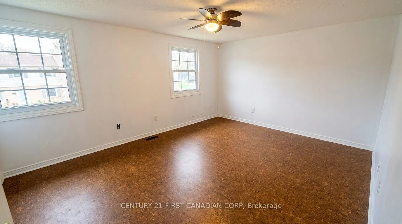 4 bed, $2,600 — Photo 3