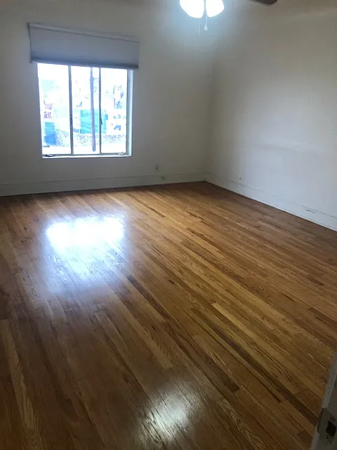 2 bed, 1200 sqft, $995 — Photo 3