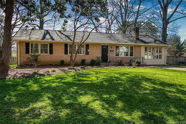 1st image of 1021 Sunrise Dr
