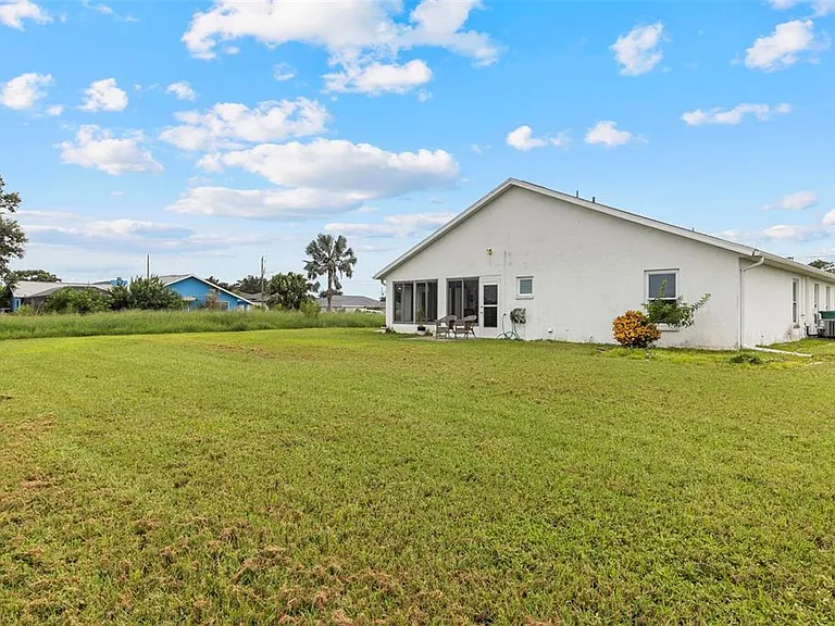 6460 Blueberry Dr — Photo 42