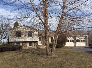 104 Circle Dr N, Canastota, NY 13032
