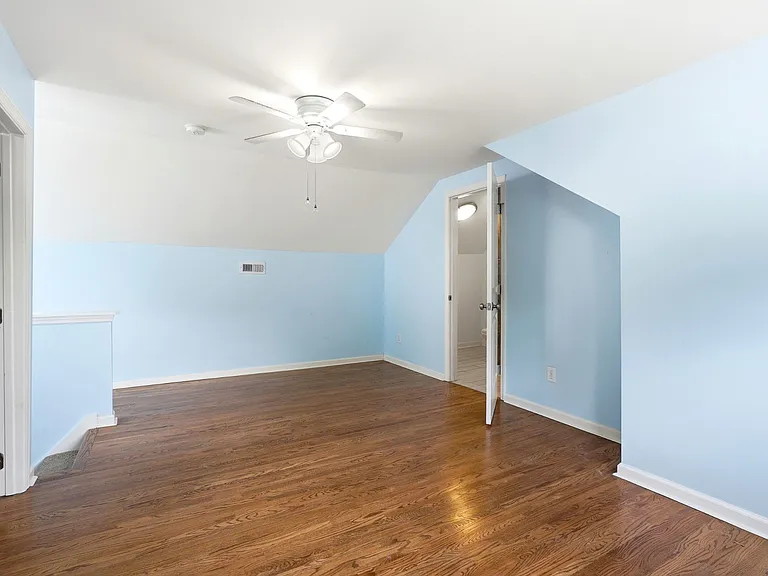 527 Stevenson St — Photo 30