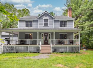 128 Kendall Hill Rd, Sterling, MA 01564