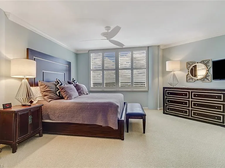 4041 Gulf Shore Blvd N #7 — Photo 18