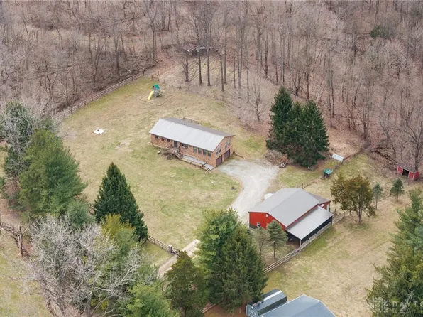 1110 Ogden Rd, Wilmington, OH 45177