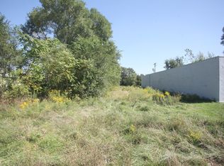 13829 S Monticello Ave, Robbins, IL 60472