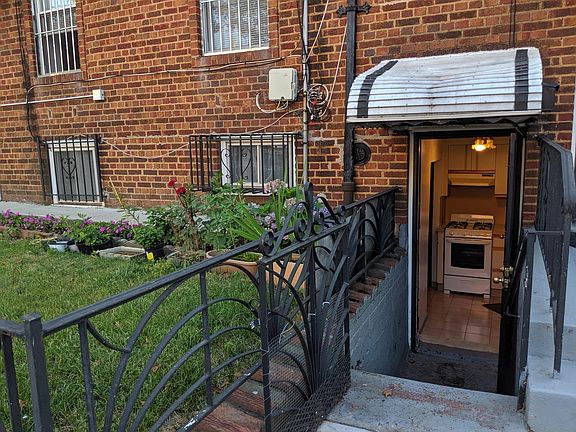 5th image of 2623 Avenue T