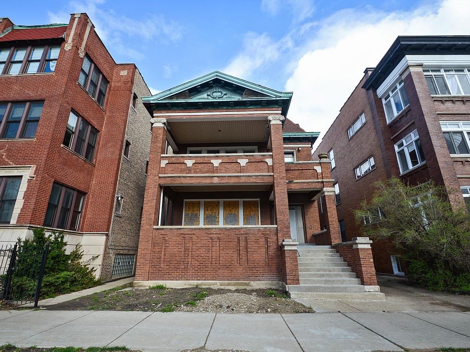 1st image of 1655 N Humboldt Blvd #G