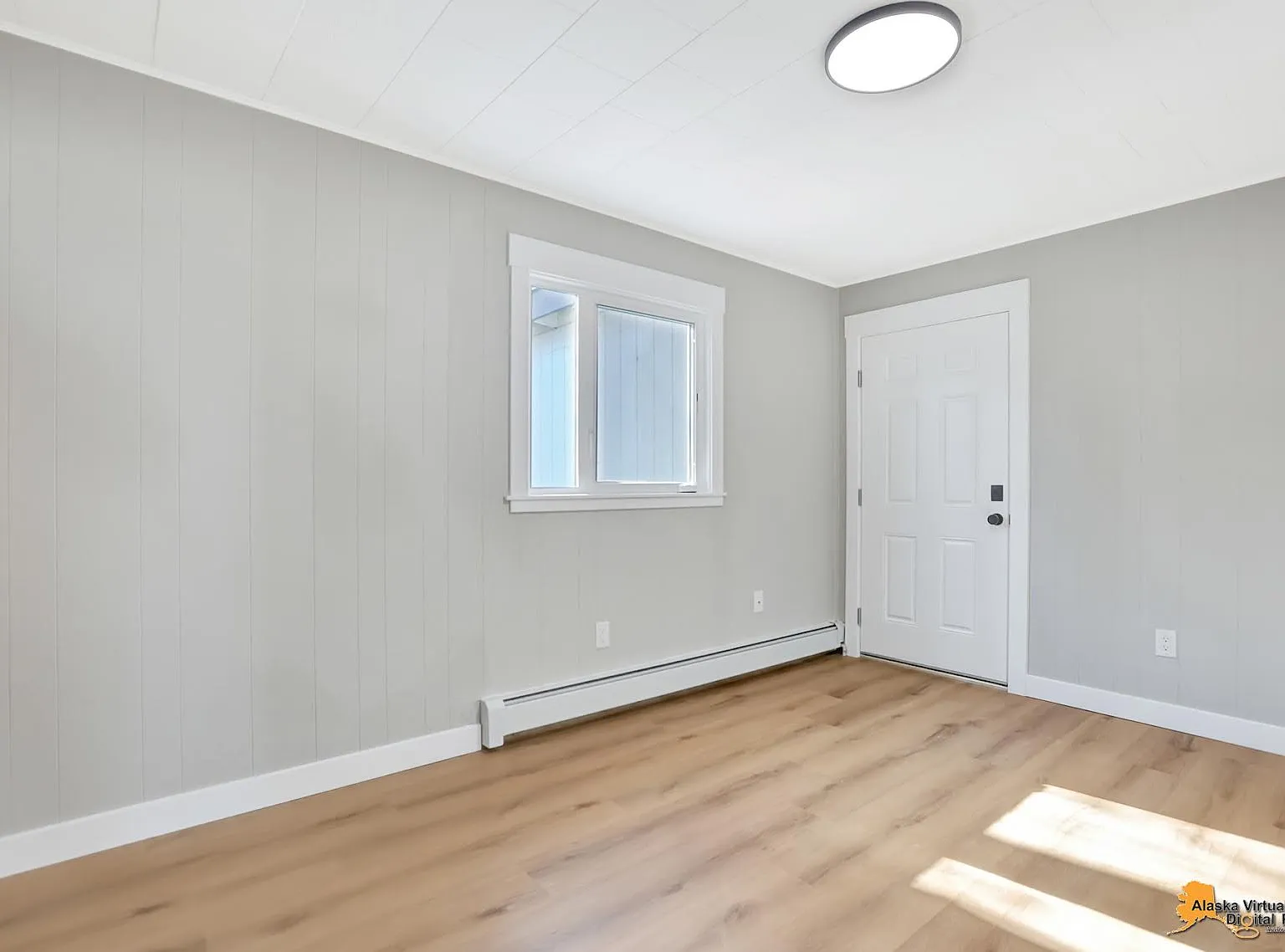 3 bed, 1040 sqft, $2,800 — Photo 2