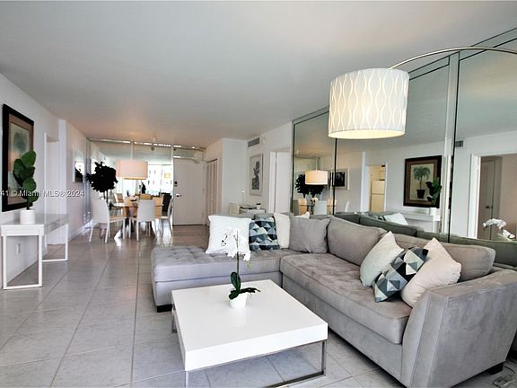 4th image of 5151 Collins Ave APT 526