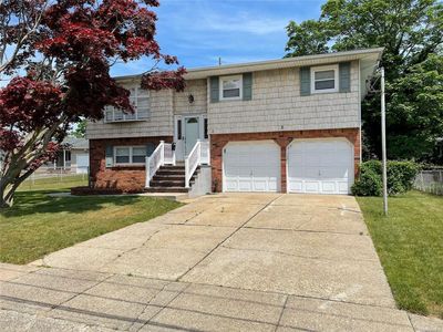 5 Tedel Court, West Babylon, NY, 11704