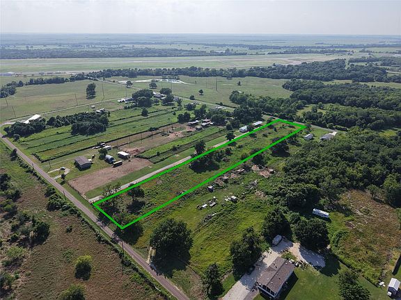 4th image of Crennan Ln