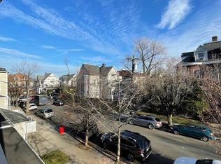 3 Bonn Pl, Weehawken, NJ 07086