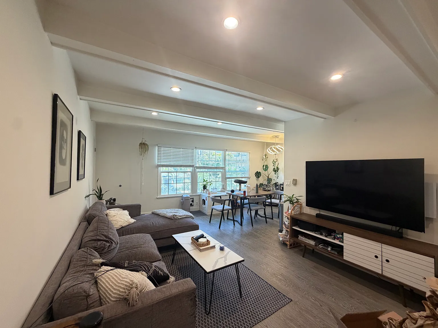 2 bed, 950 sqft, $3,600 — Photo 3