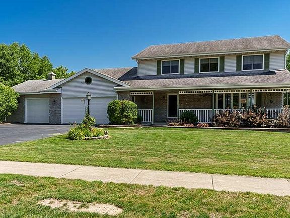 2nd image of 3418 Valley Woods Dr