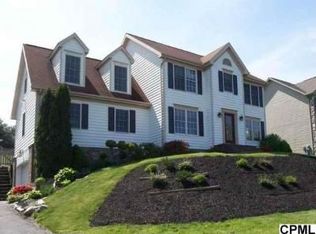 1242 Jill Dr, Hummelstown, PA 17036