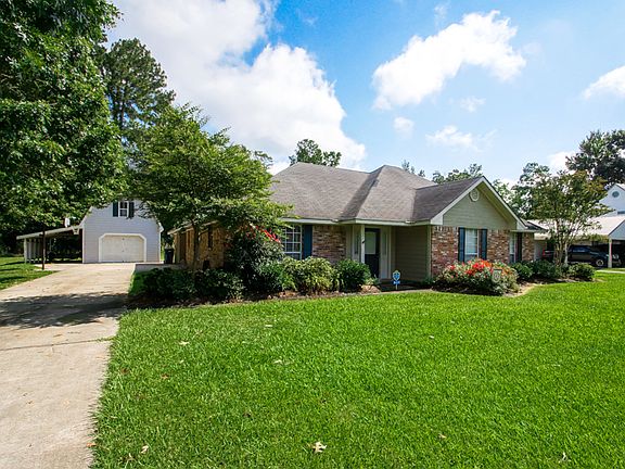2nd image of 8425 Olivia Dr