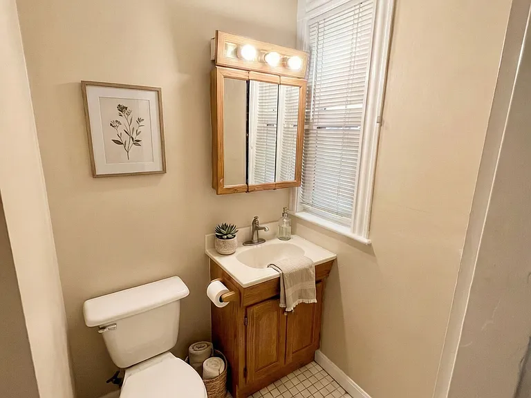 40 Hooker St #2 — Photo 10