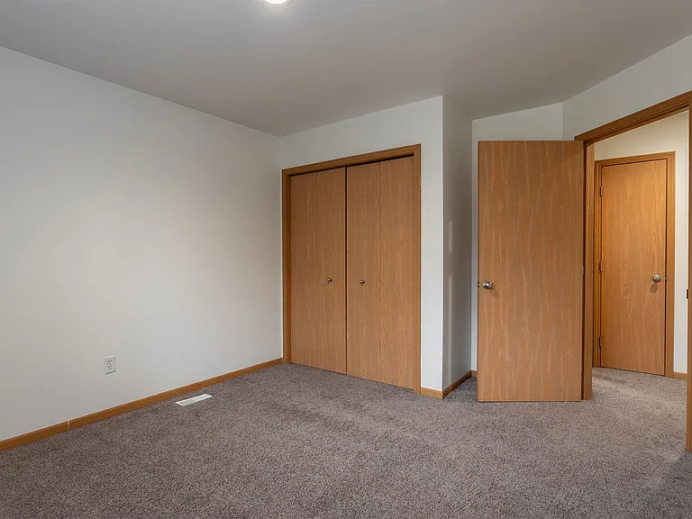Pinefield Condominiums — Photo 13