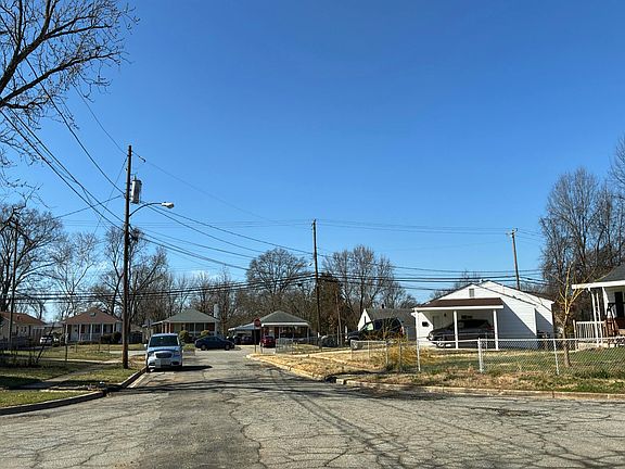 4th image of 6204 Auth Rd