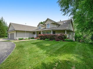 10843 Scott Dr, Whitmore Lake, MI 48189