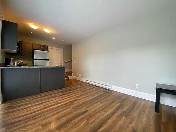 5th image of 5229 Lynn Pl