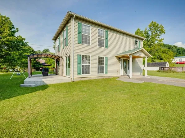 319 Virginia Ave, Richlands, VA 24641